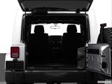  Hatchback & SUV rear angle photo